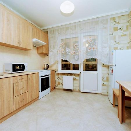 Новая Квартира На Метро Осокорки, Позняки Kiev Ngoại thất bức ảnh